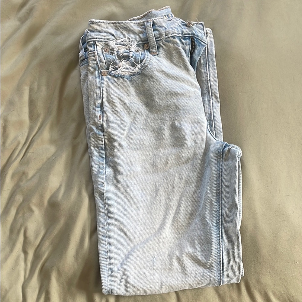 Light Blue Distressed Women’s Jeans